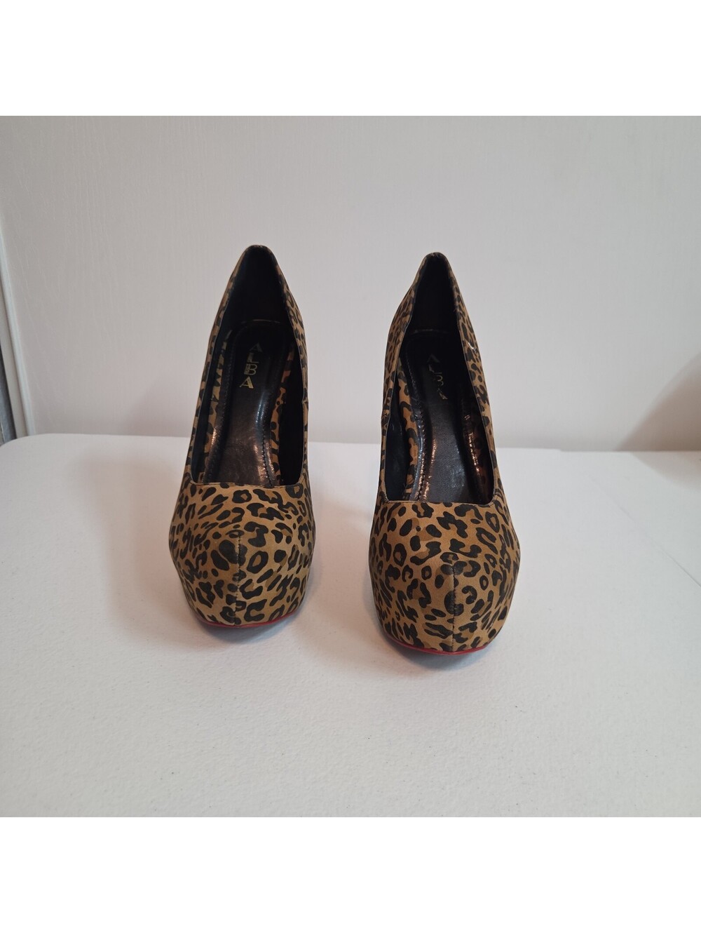 women's leopard print platform heels by Alba size 10